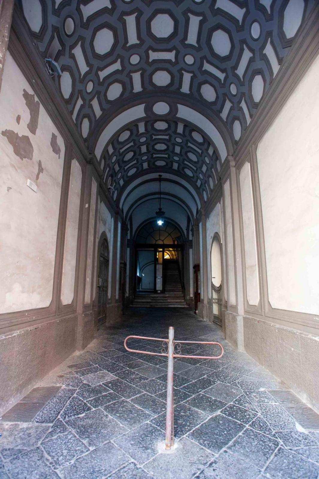 Casa Pisto In Dante Square Apartment Naples